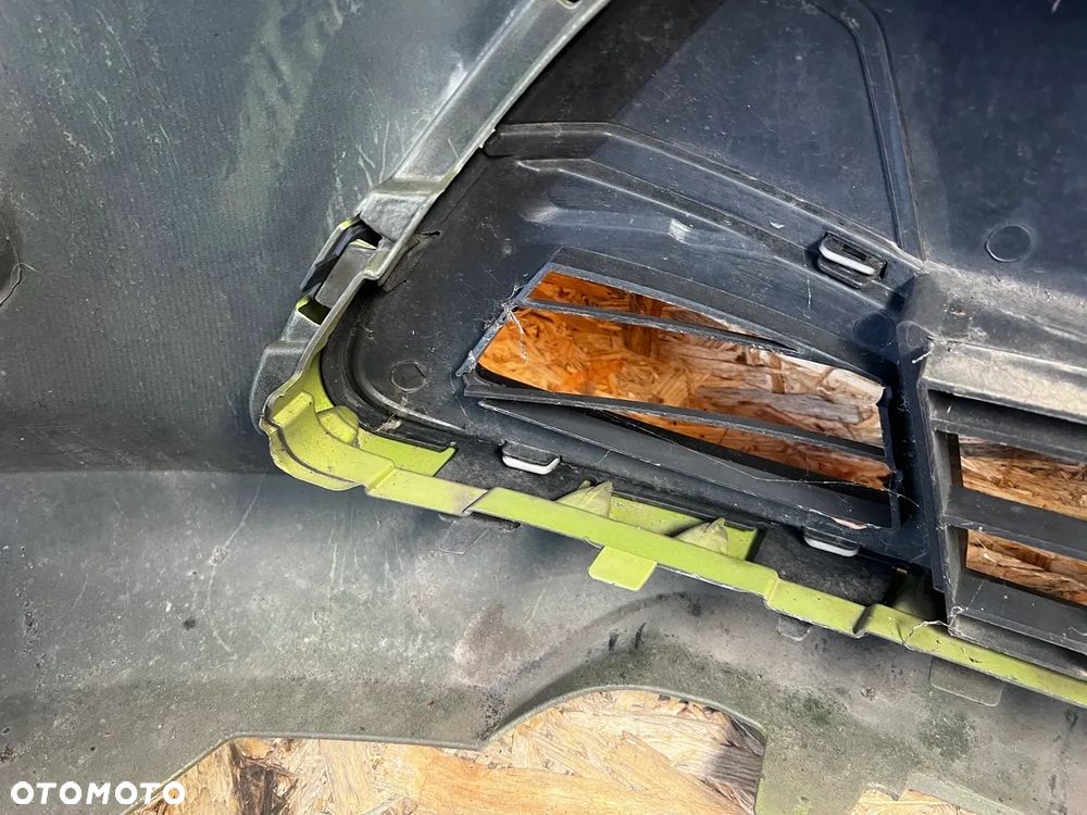 ZDERZAK PRZÓD przedni FORD FIESTA MK7 VII ST RS - 13