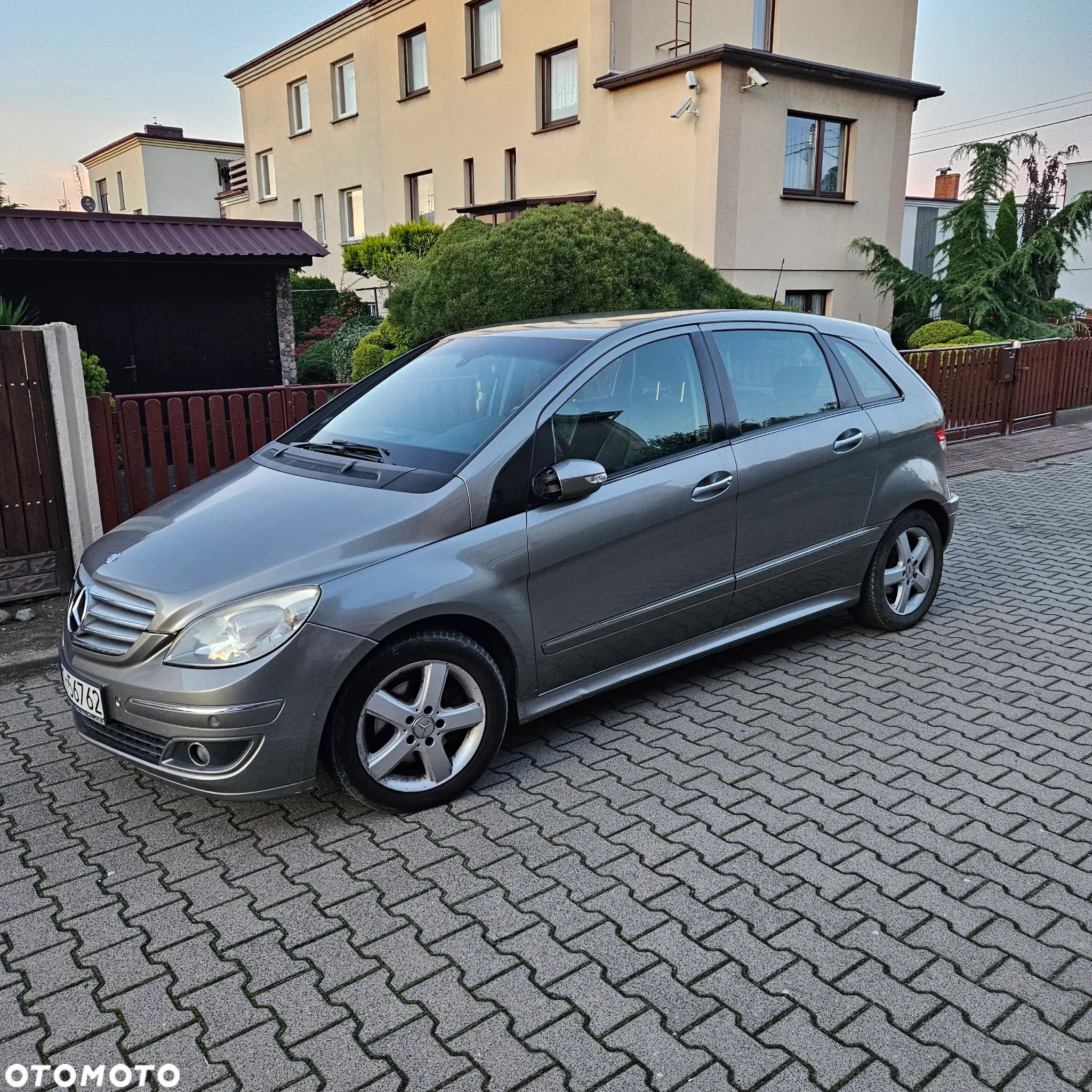 Mercedes-Benz Klasa B - 1