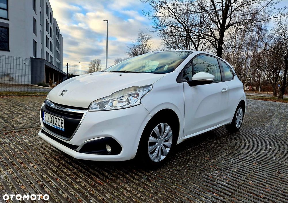 Peugeot 208 HDi 68 Like - 9