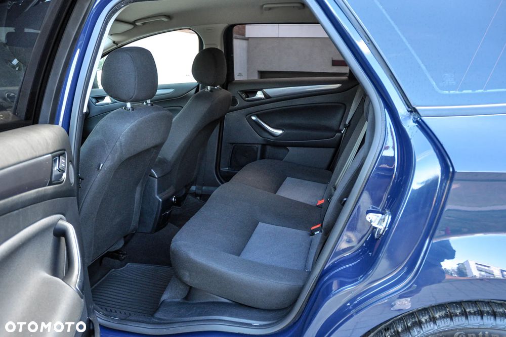 Ford Mondeo SW - 8