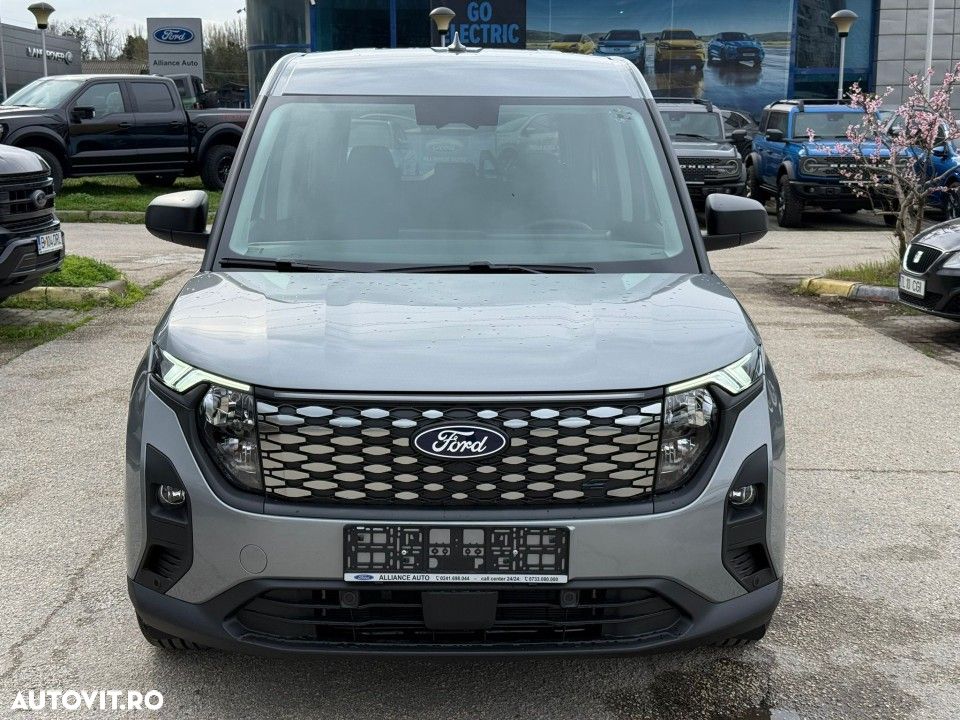 Ford Tourneo Courier - 5