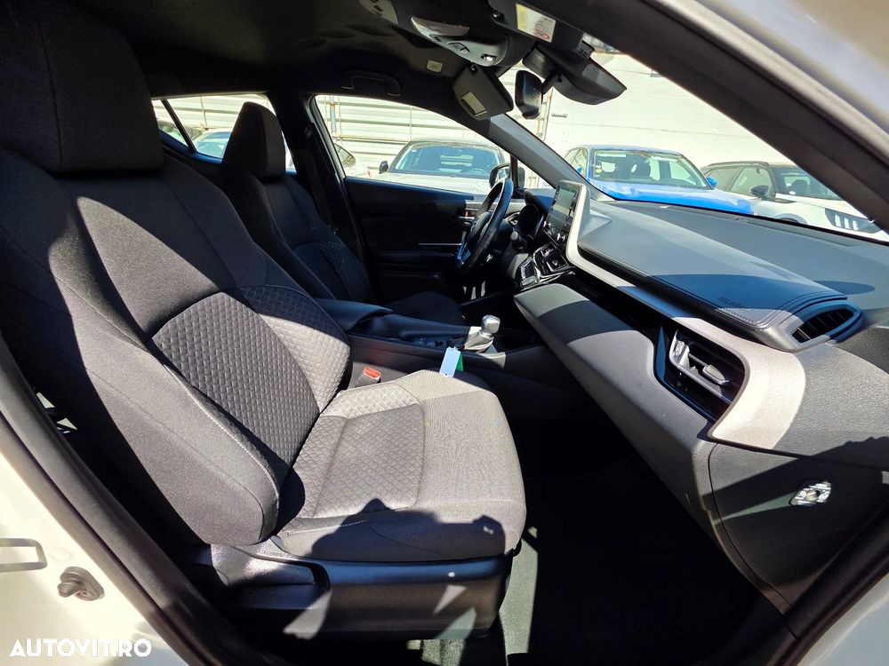 Toyota C-HR Business-Edition - 15