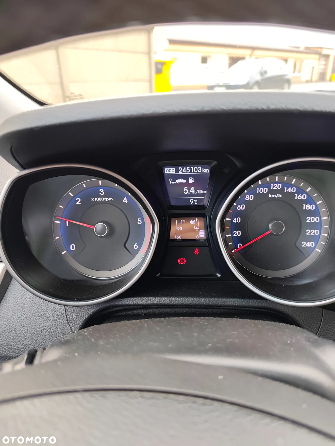 Hyundai i30 1.6 CRDi Premium - 8