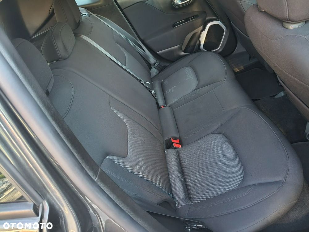 Jeep Renegade 1.6 E-TorQ Longitude FWD - 22