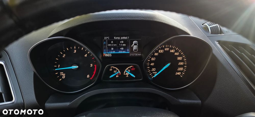 Ford Kuga 2.0 TDCi 4x4 Titanium - 22