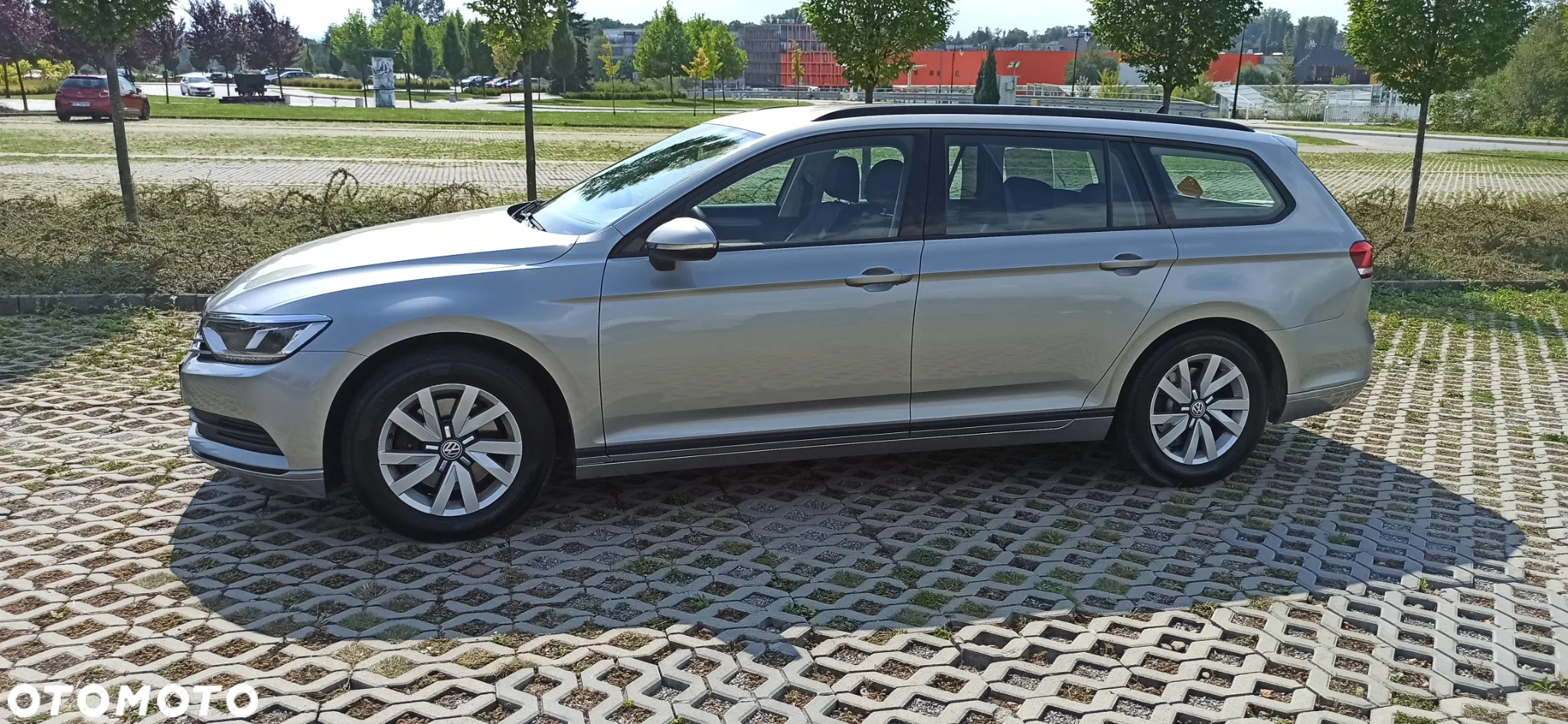 Volkswagen Passat 1.4 TSI BMT Comfortline - 35