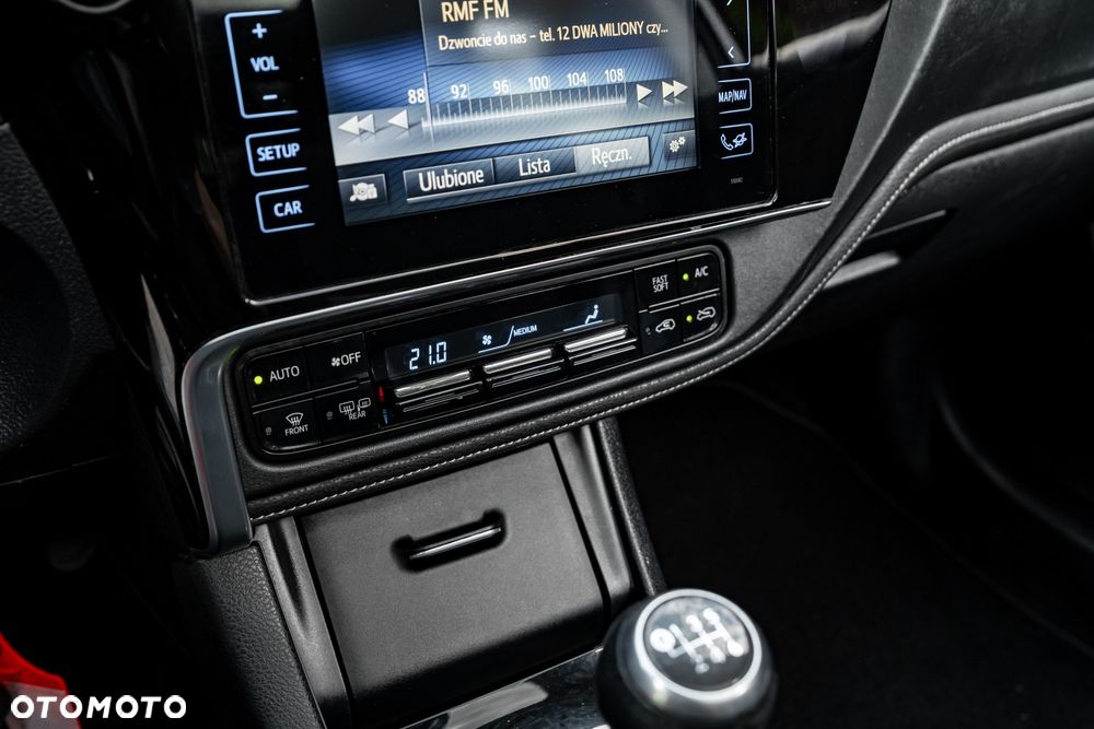 Toyota Auris 1.6 D-4D Comfort - 34