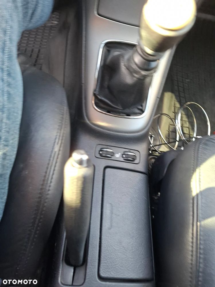 Toyota Avensis 2.0 D-4D Sol+NAVI - 7