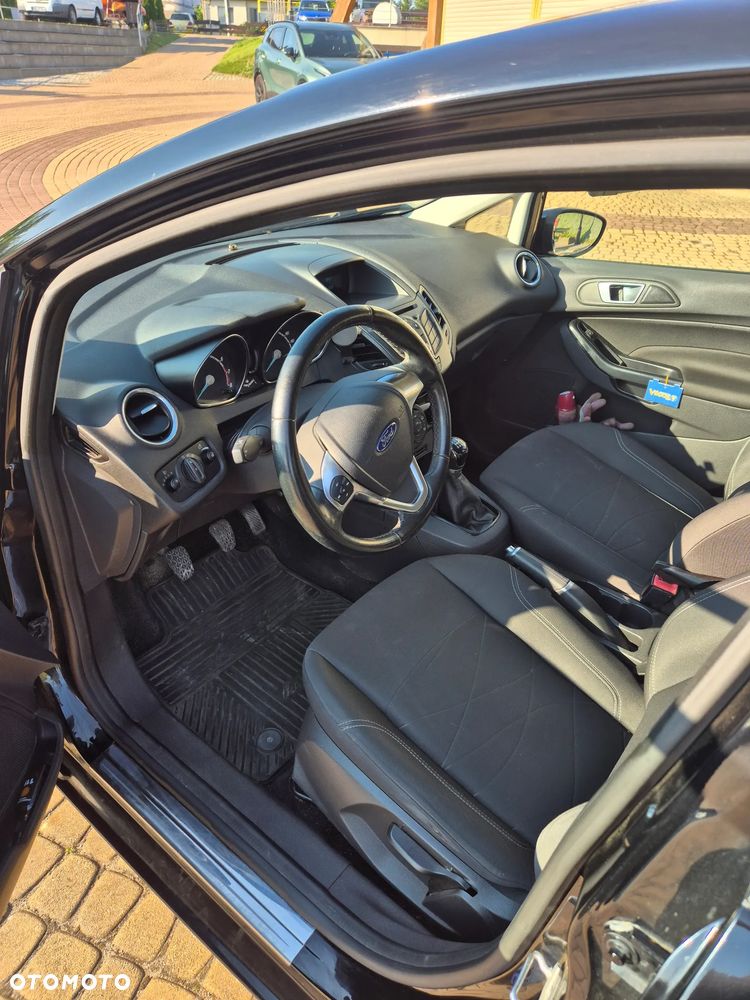 Ford Fiesta 1.25 Silver X (Trend) EU6 - 13