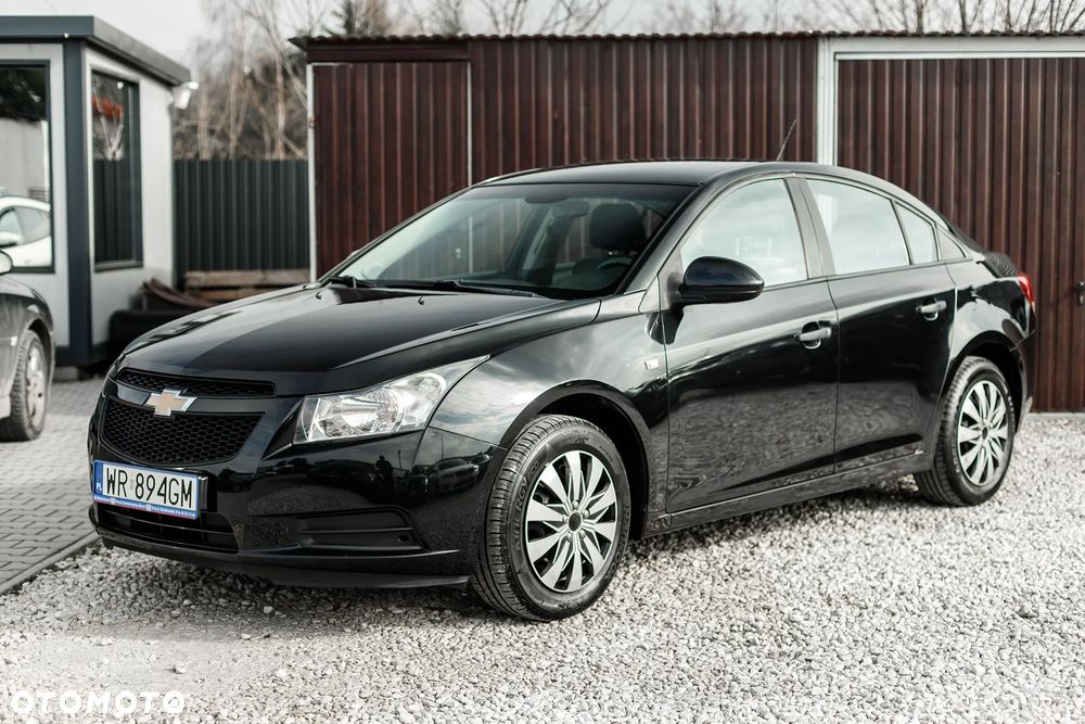 Chevrolet Cruze 1.6 LS - 12