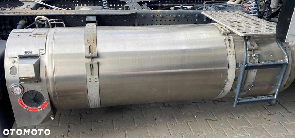 ZBIORNIK LNG GAZU ZIEMNEGO CHART 598L IVECO S WAY 2020 5802695662 - 1