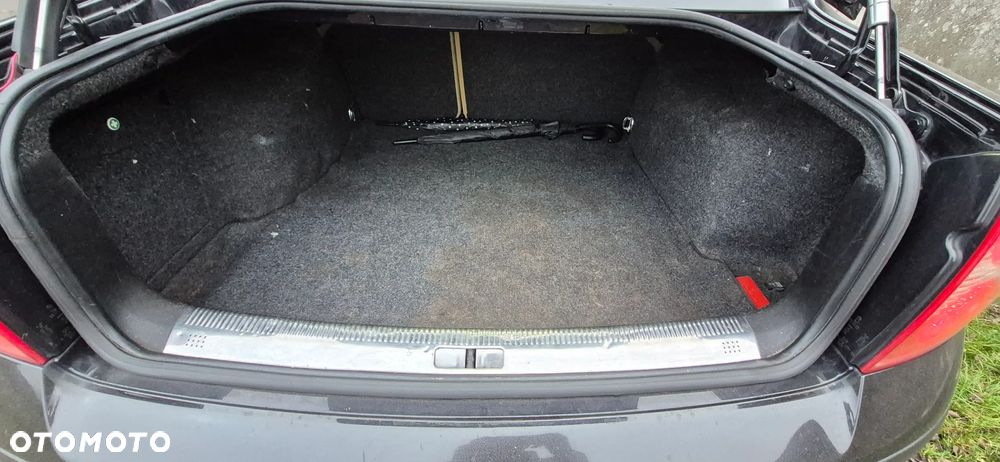 Volkswagen Passat 2.0 Comfortline - 18