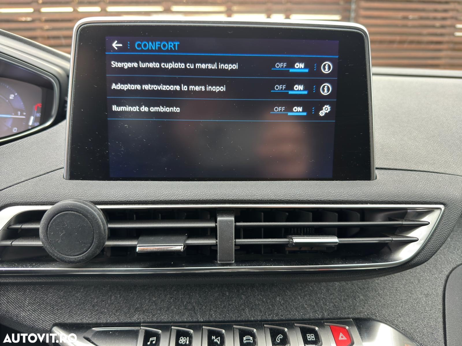 Peugeot 3008 1.5 BlueHDI S&S EAT8 Allure - 18