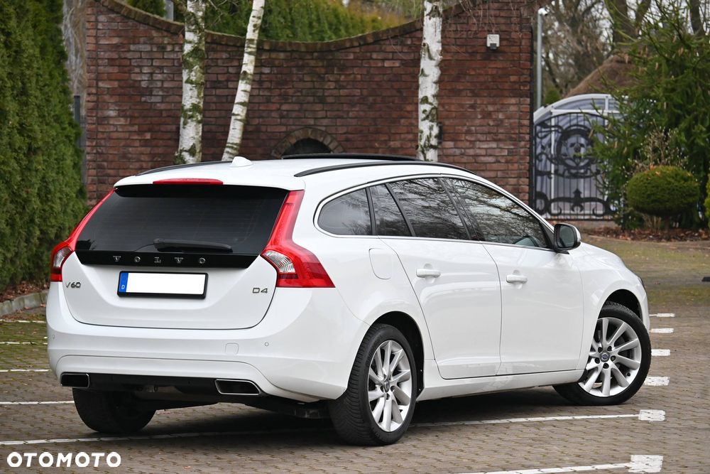 Volvo V60 D4 Drive-E Summum - 13