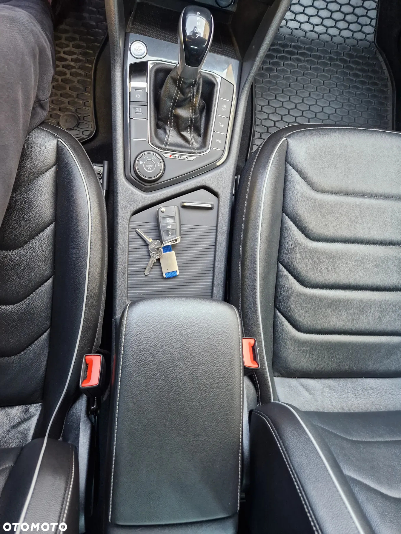 Volkswagen Tiguan 2.0 TDI SCR 4Mot R-Line DSG - 17