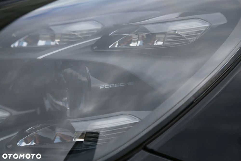 Porsche Cayenne - 14