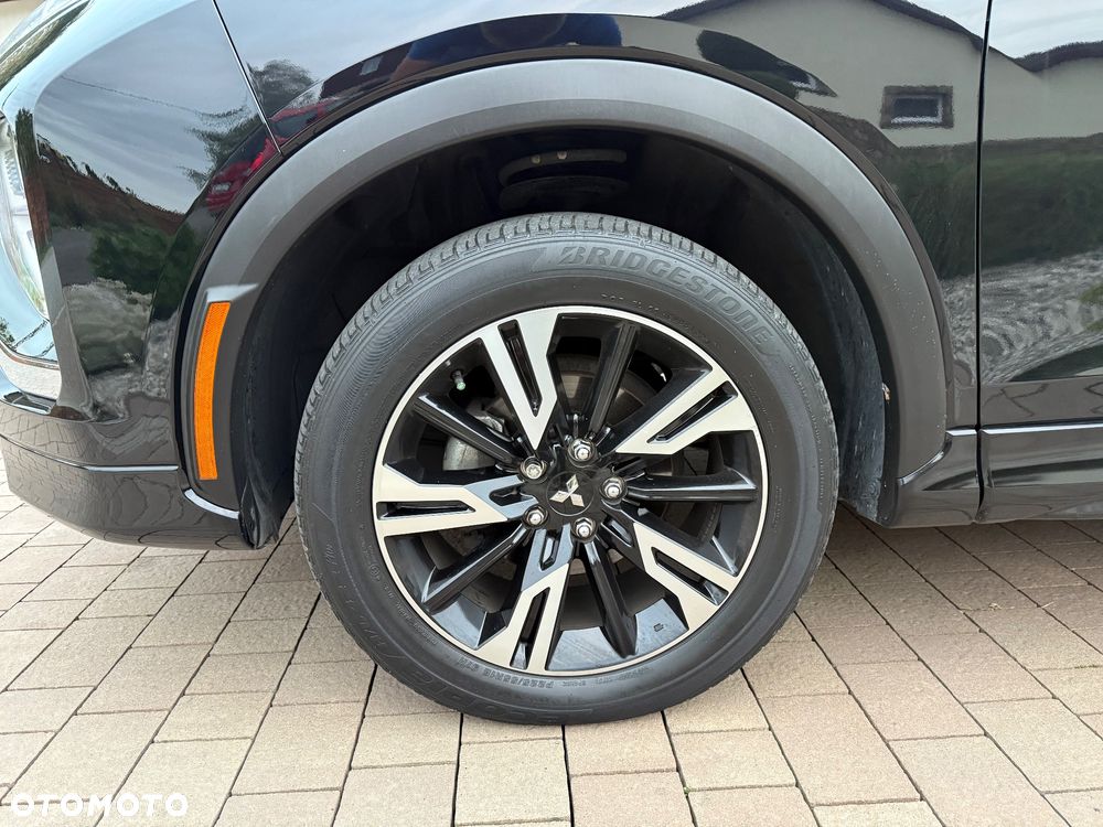 Mitsubishi Eclipse Cross - 16