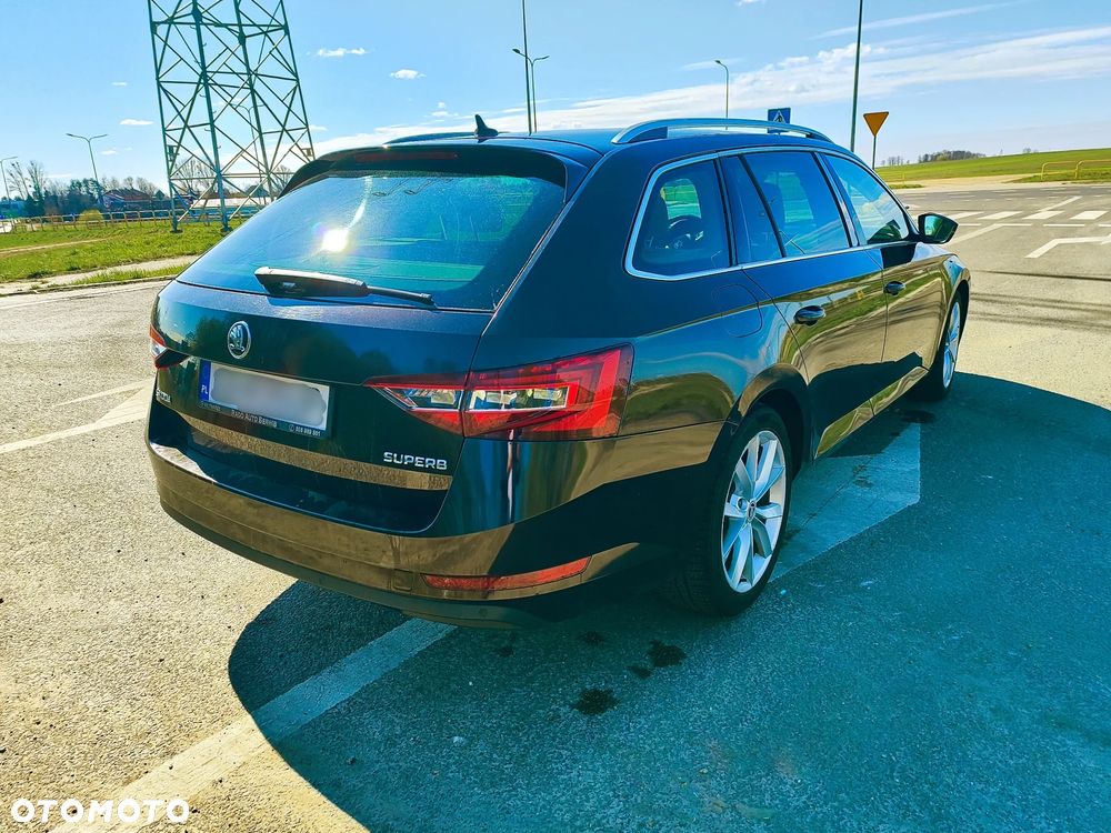 Skoda Superb 2.0 TDI Style - 6