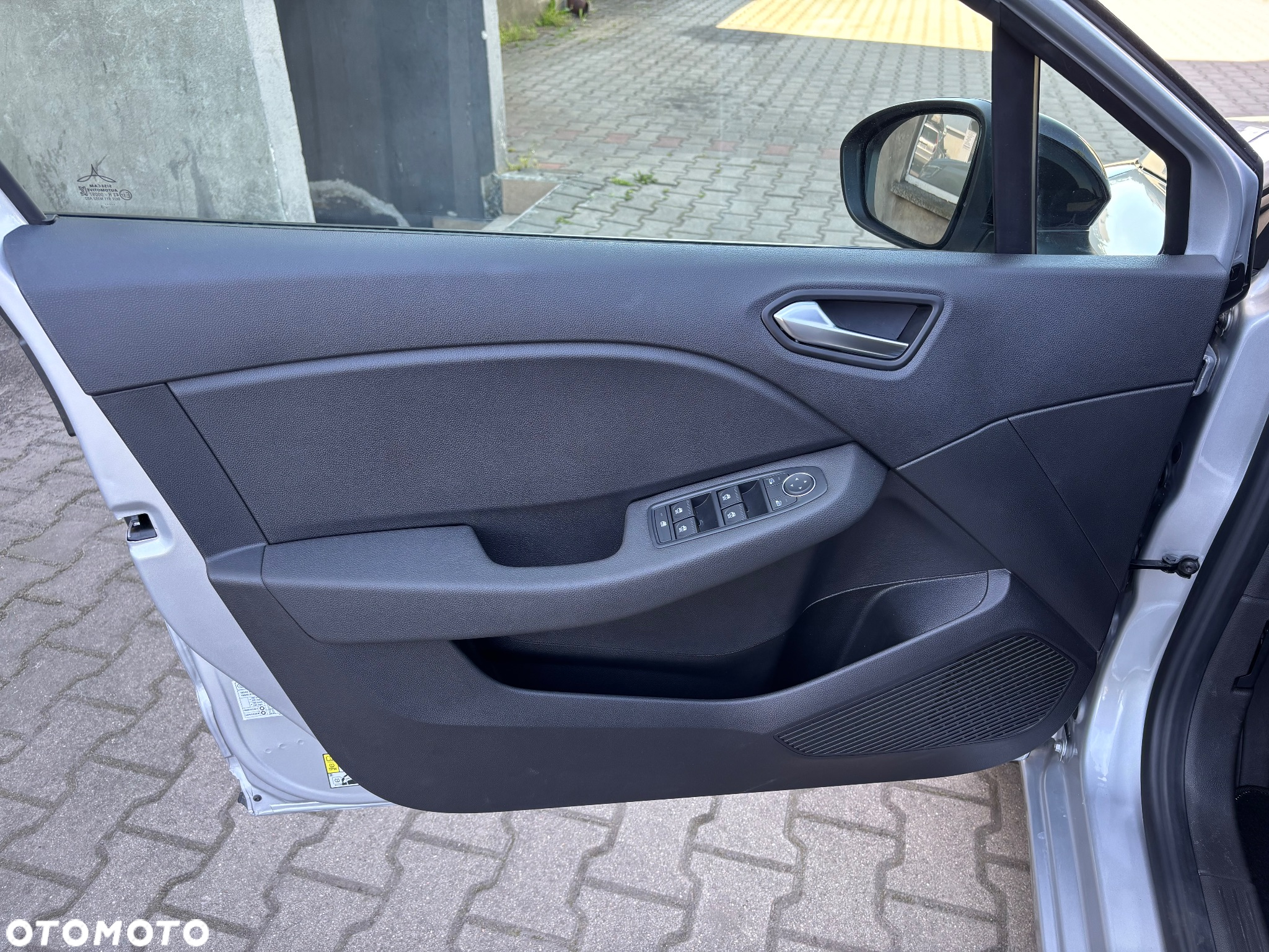 Renault Clio 1.0 TCe Evolution - 15