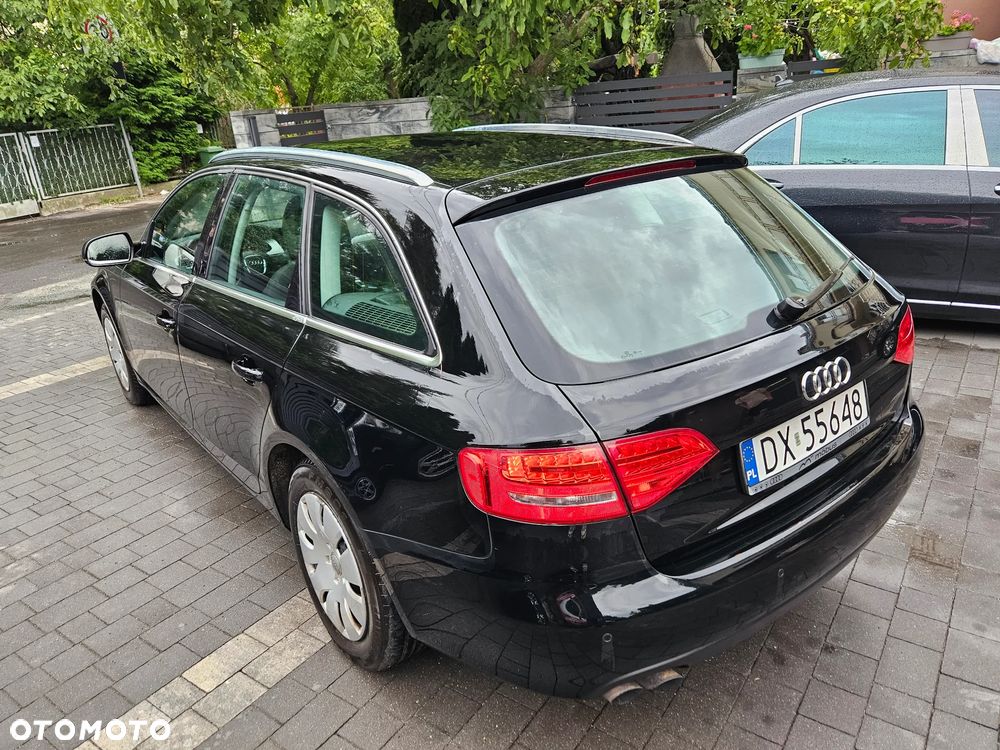 Audi A4 Avant - 6