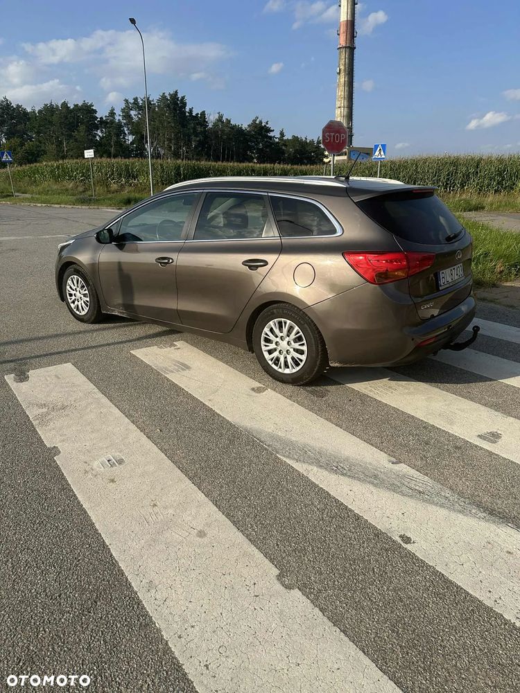 Kia Ceed 1.6 GDI ISG SW Spirit - 5