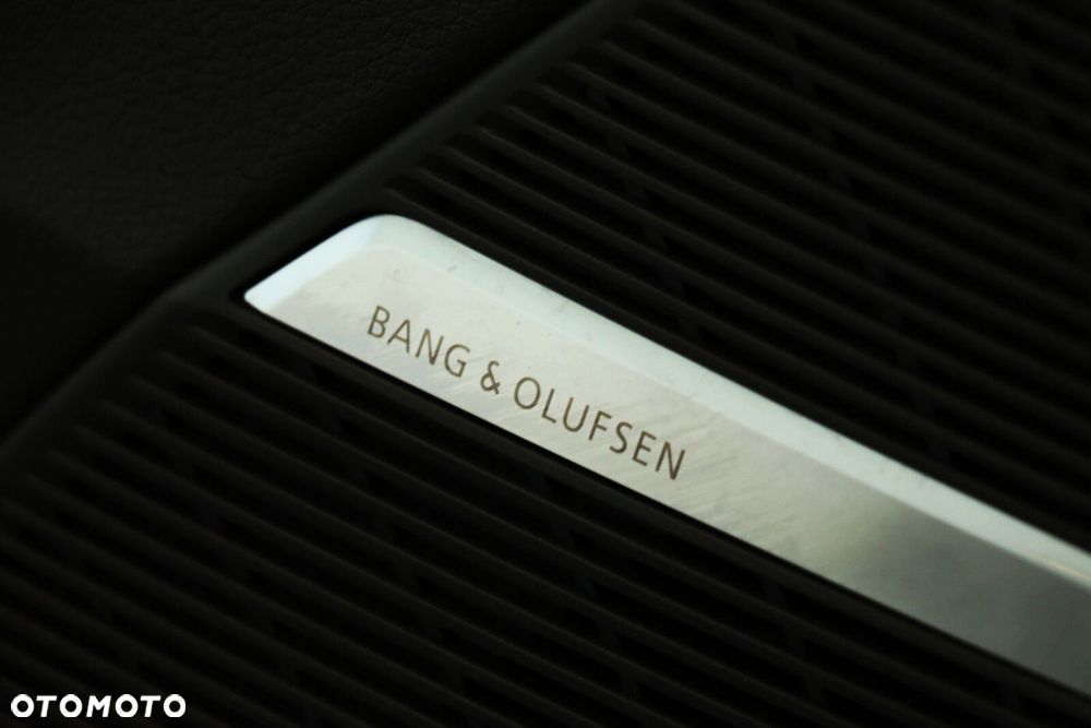 Audi Q8 - 16
