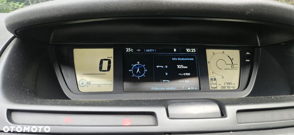 Citroën C4 Picasso 1.6 HDi Attraction - 12