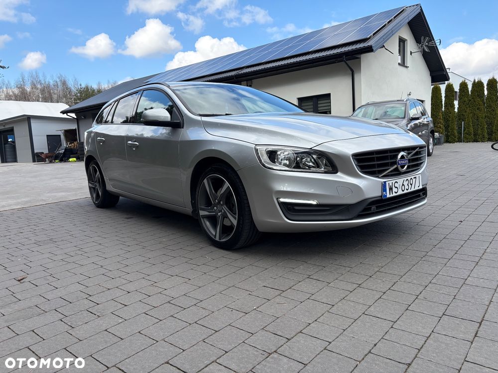Volvo V60 D3 Geartronic Kinetic - 3