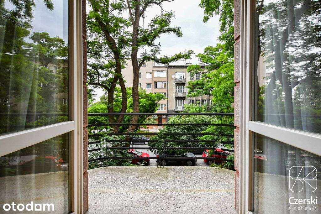 Kawalerka z klimatyzacją i balkonem przy Błoniach