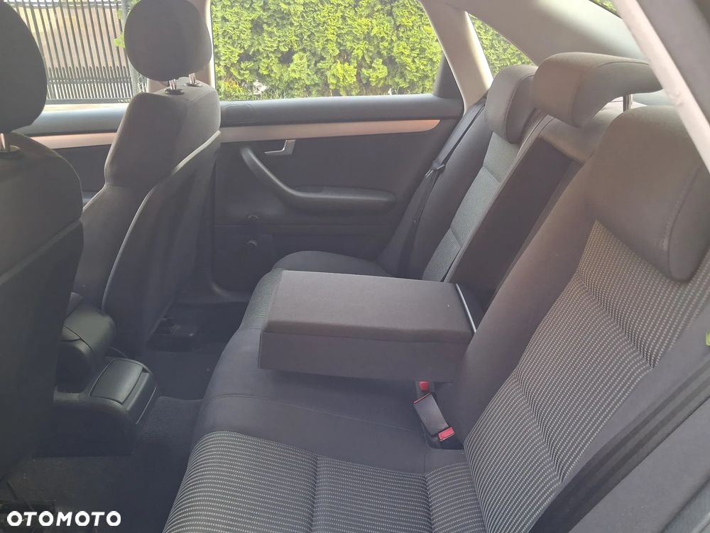 Audi A4 Limousine 2 - 15
