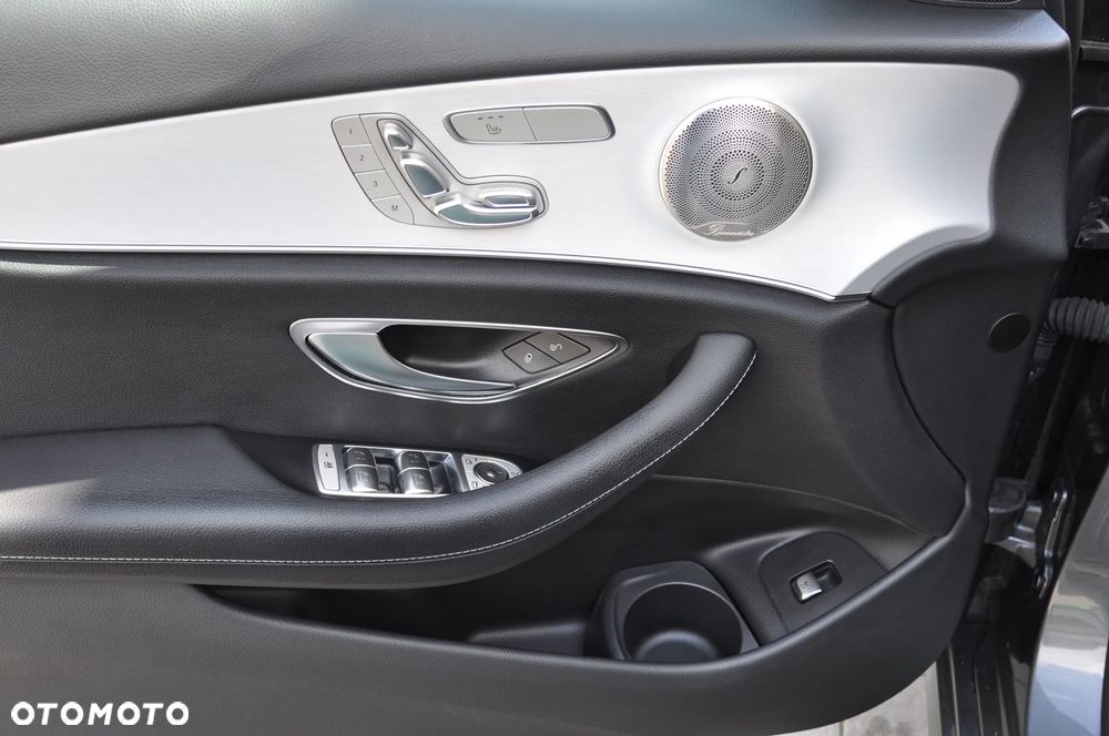 Mercedes-Benz Klasa E 300 d 4-Matic Avantgarde - 14