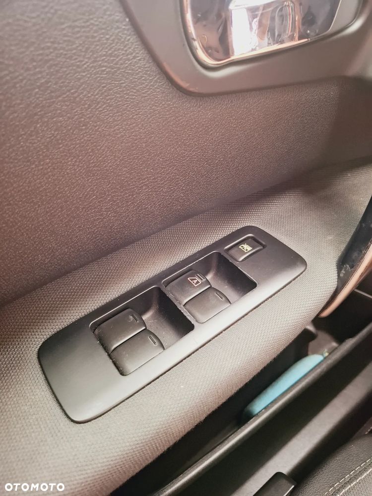 Nissan Qashqai - 10