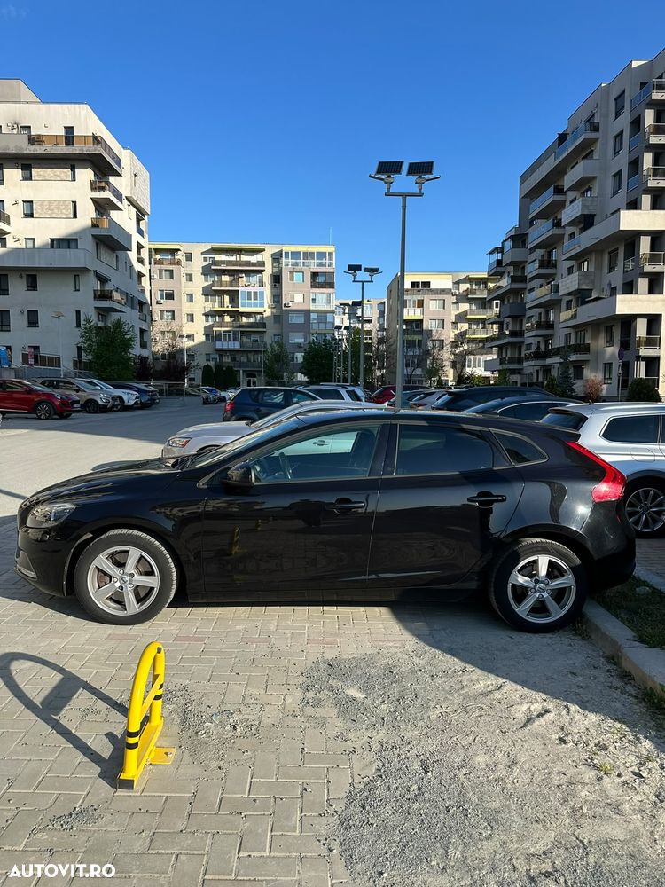 Volvo V40 D2 Aut. Basic - 4