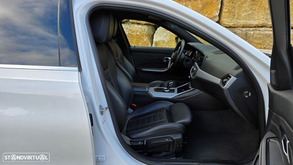BMW 318 d Touring Line Sport Auto - 53
