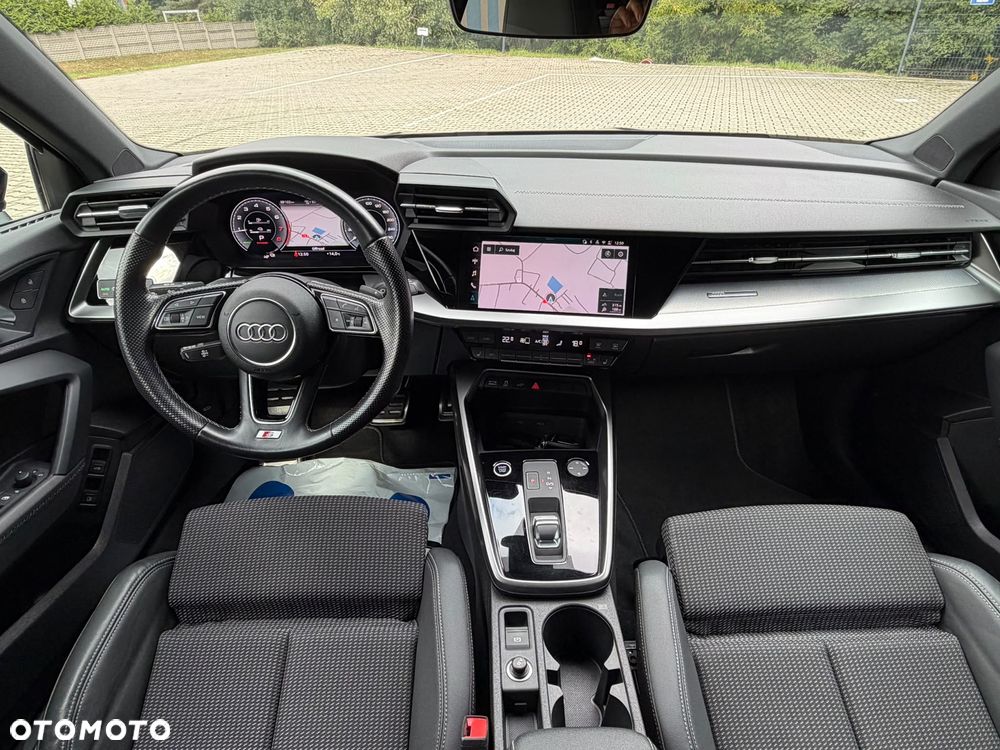 Audi A3 Sportback 45 TFSIe S tronic S line - 14