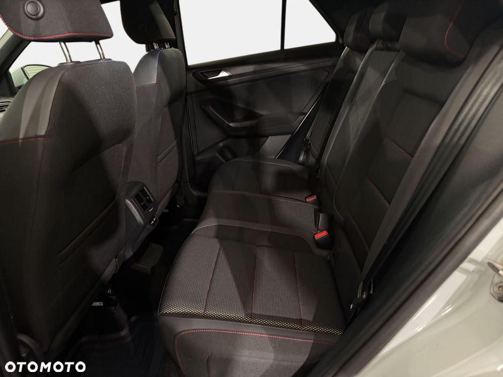 Volkswagen T-Roc - 14
