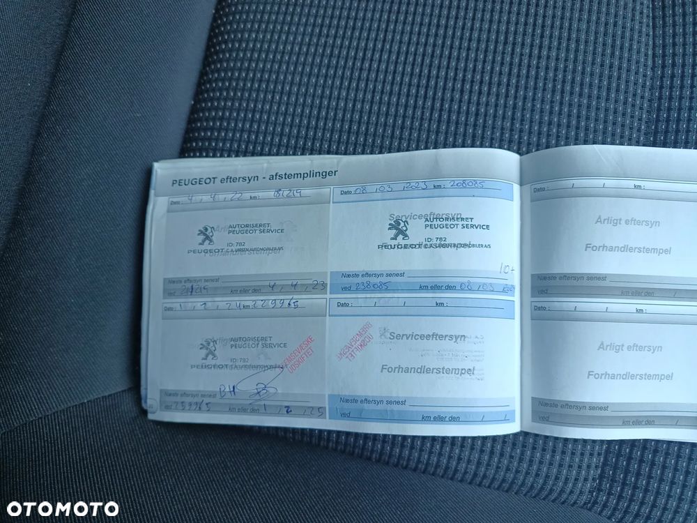 Peugeot 5008 HDI FAP 150 Active - 19