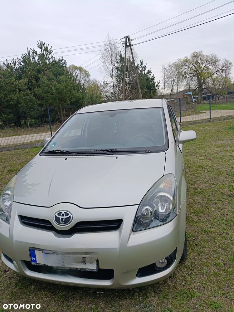 Toyota Corolla Verso 2.2 D-CAT Sol - 4
