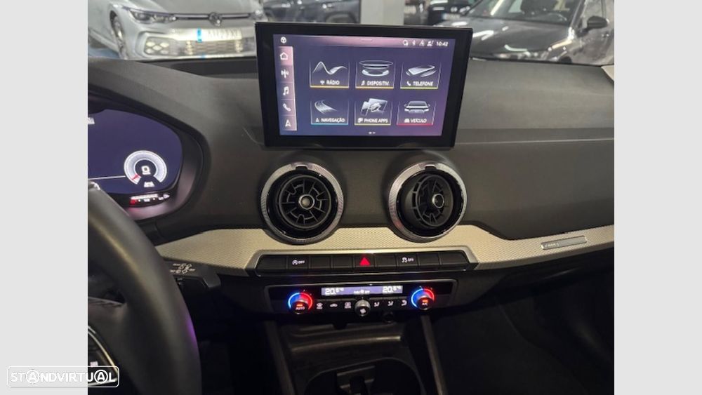 Audi Q2 30 TFSI Advanced — fotografia 10