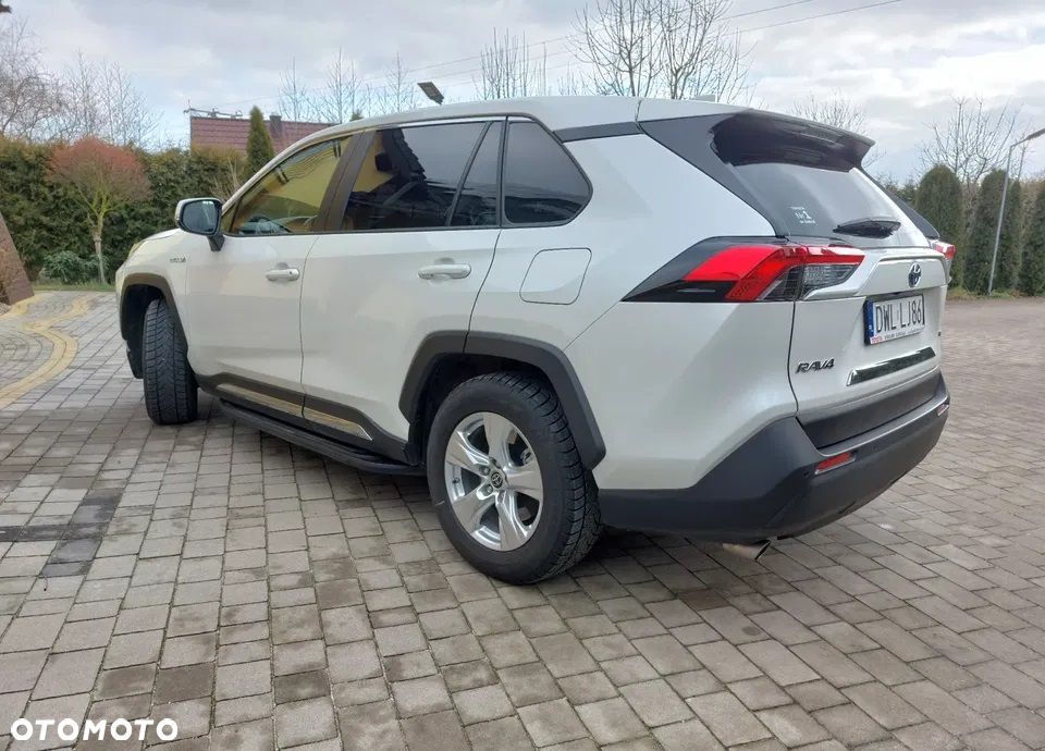 Toyota RAV4 - 4