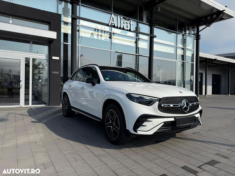 Mercedes-Benz GLC 300 e 4MATIC - 3