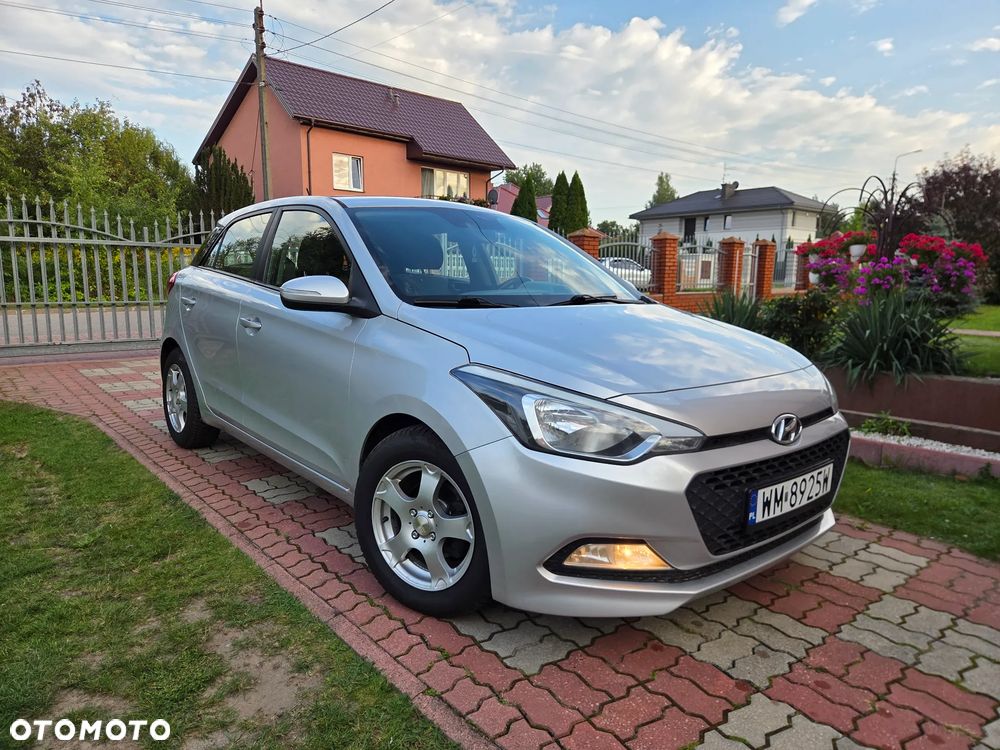 Hyundai i20 1.4 Classic + - 8