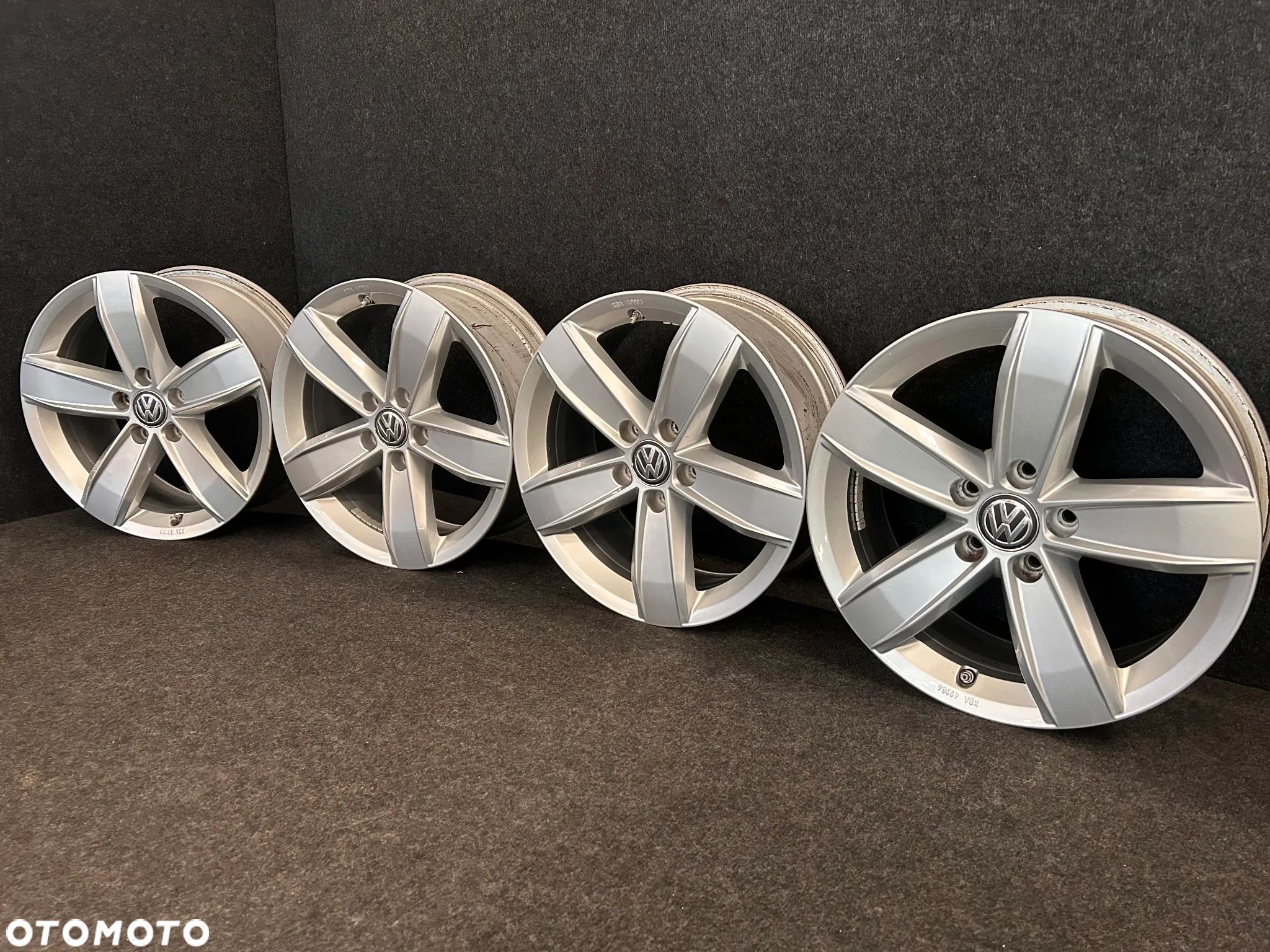 Alufelgi VW Tiguan II, T-Roc, Passat B7, B8, Touran, Golf 6, 7 17 cali 5x112 4szt. Ładne! - 1