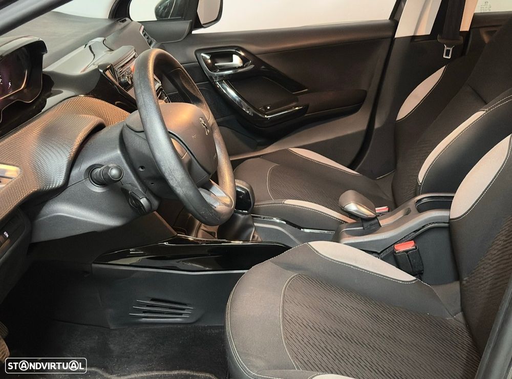 Peugeot 2008 1.2 PureTech Access - 3