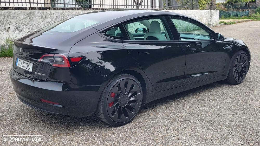 Tesla Model 3 Performance Dual Motor AWD - 18