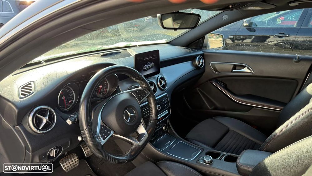 Mercedes-Benz CLA 200 d Shooting Brake AMG Line Aut. - 11
