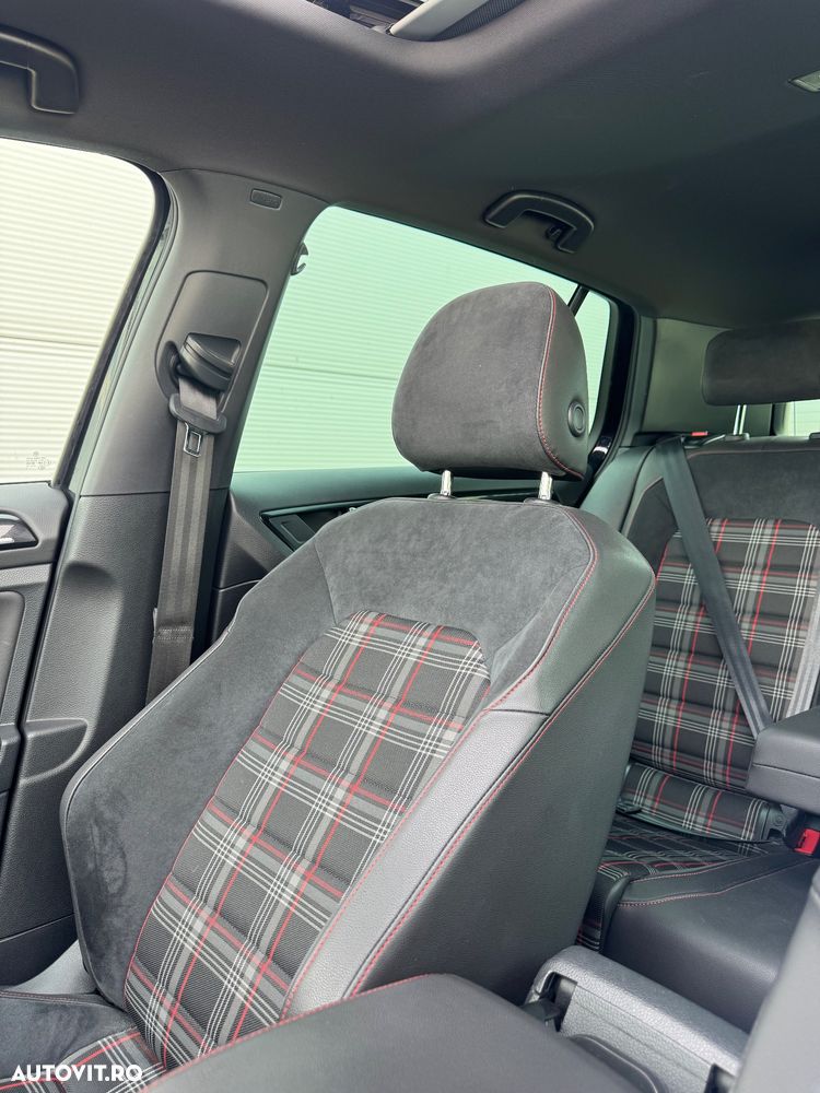 Volkswagen Golf 2.0 TSI BMT DSG GTI Performance - 17