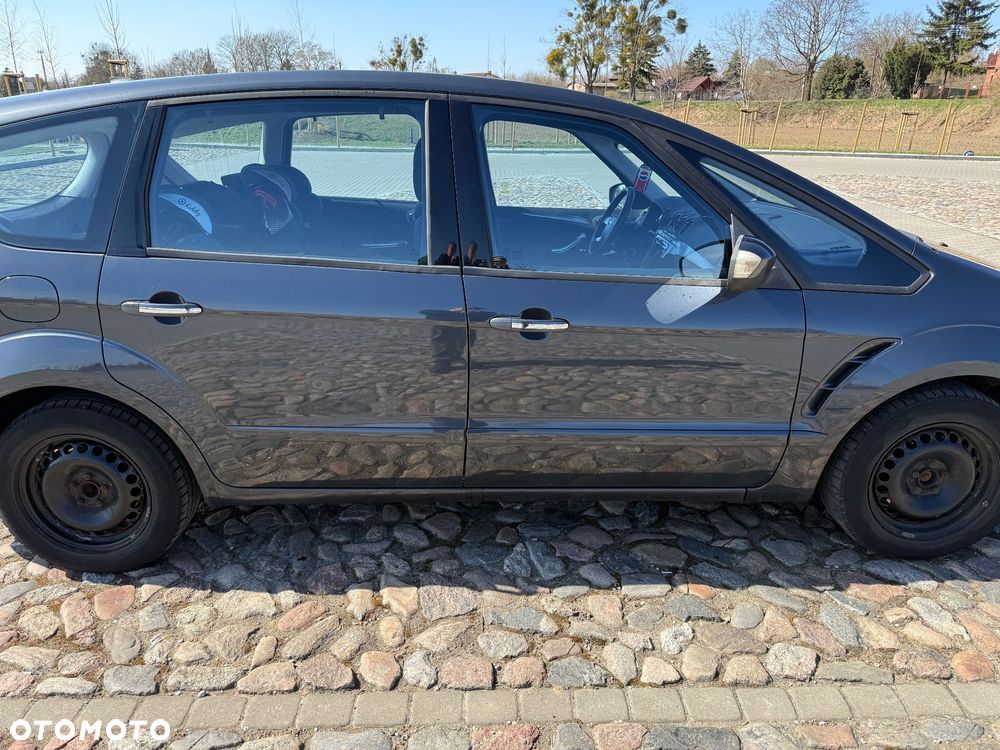 Ford S-Max 2.0 Titanium - 12