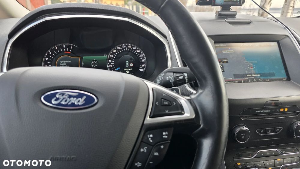 Ford S-Max 2.0 TDCi Titanium PowerShift - 14