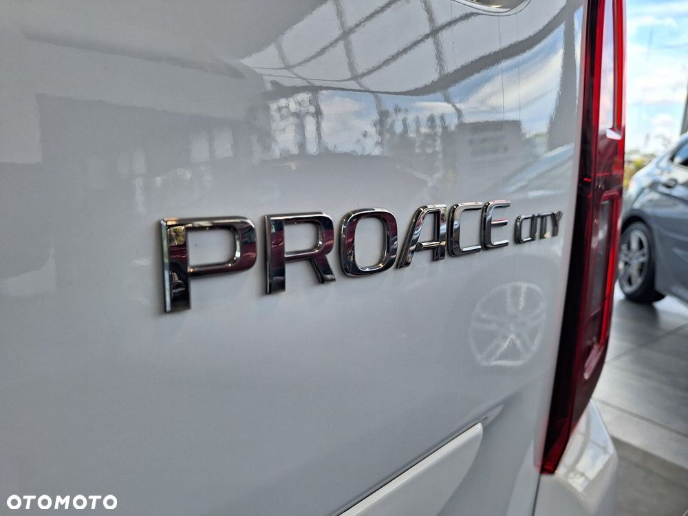 Toyota Proace City Verso 1.5 D-4D Business - 11